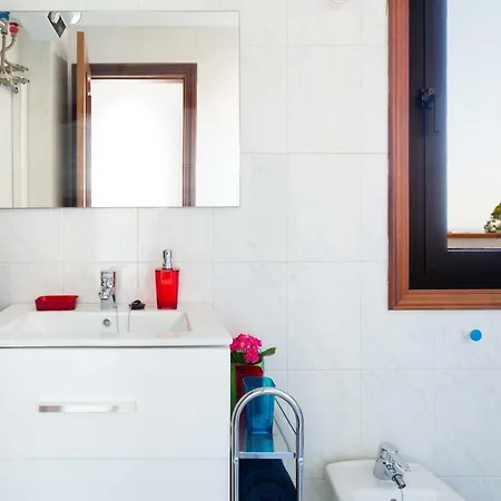 Dos Terrazas: ático En Complejo Residencial *