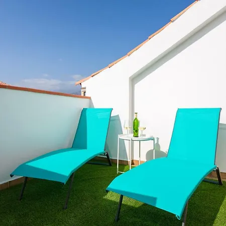 Apartamento Dos Terrazas: ático En Complejo Residencial *