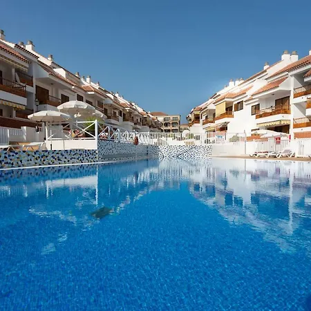 Dos Terrazas: ático En Complejo Residencial Apartamento Playa de las Americas (Tenerife)